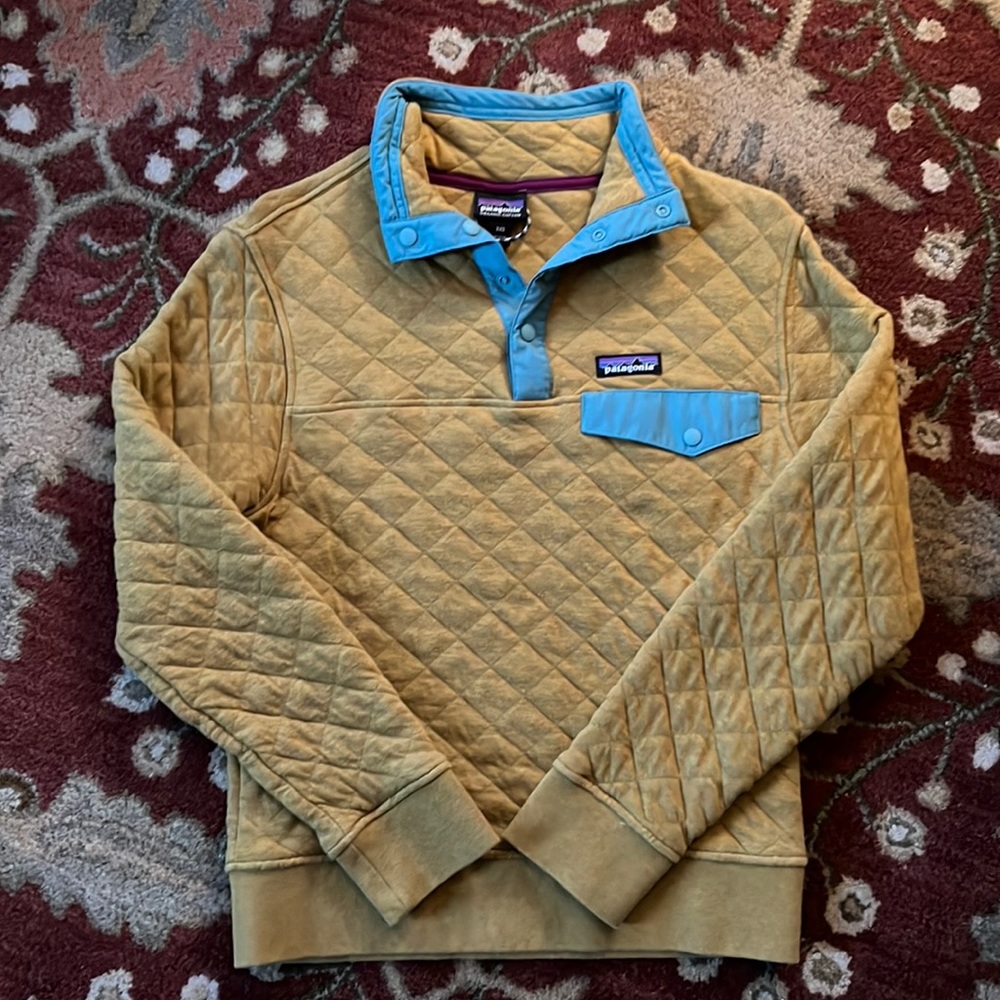 Patagonia quilted pullover